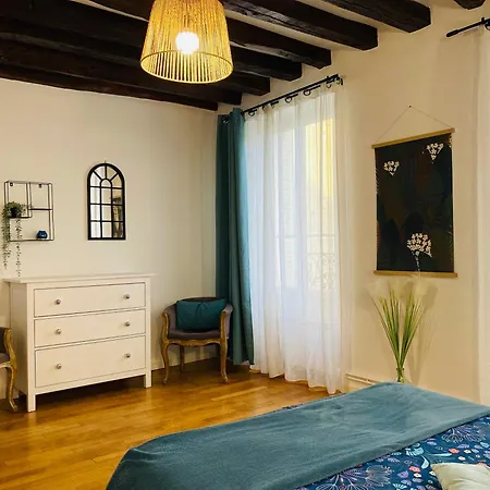 Semesterbostad Maison Le V - Proche *
