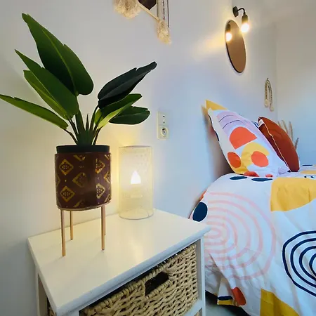 Maison Le V - Proche Holiday home