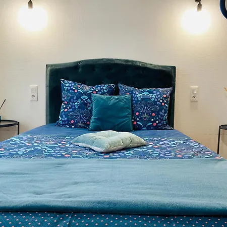 Holiday home Maison Le V - Proche Montevrain