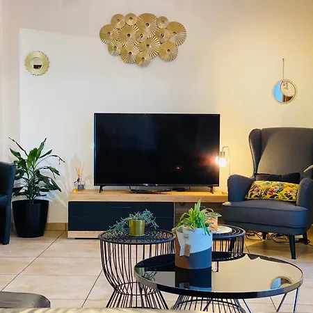 Holiday home Maison Le V - Proche Montevrain